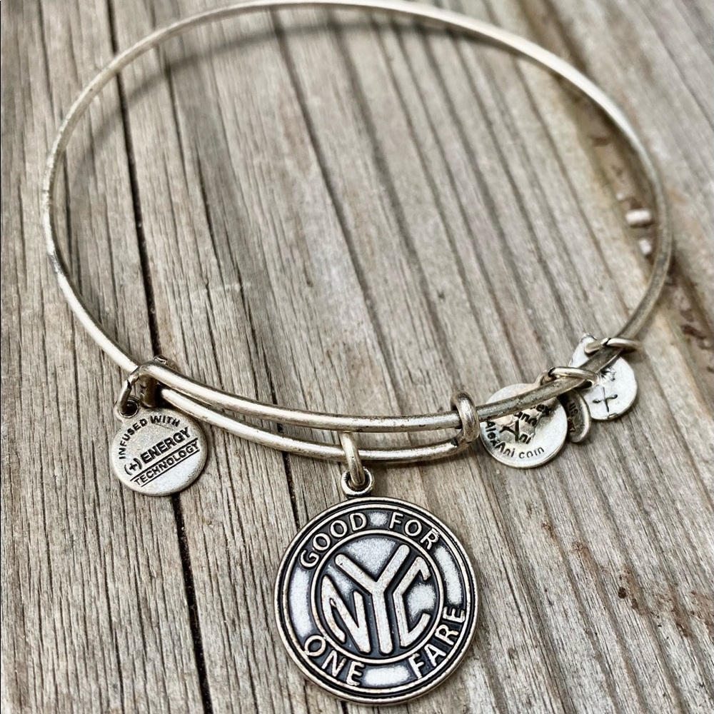 Retired Alex & Ani NYC Good for One Token Bracelet